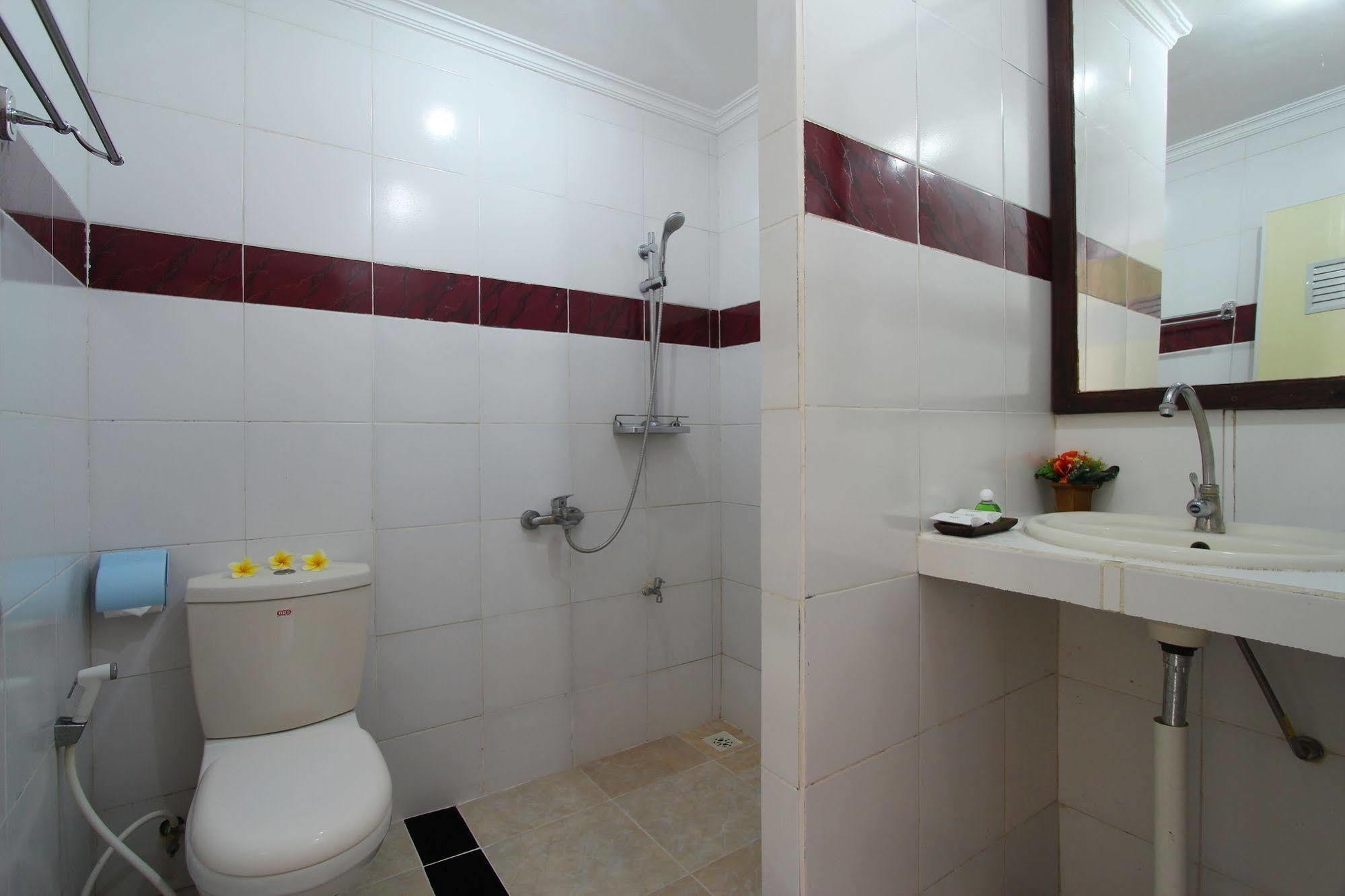 Jimbaran Lestari Hotel & Residence - Spa Екстер'єр фото