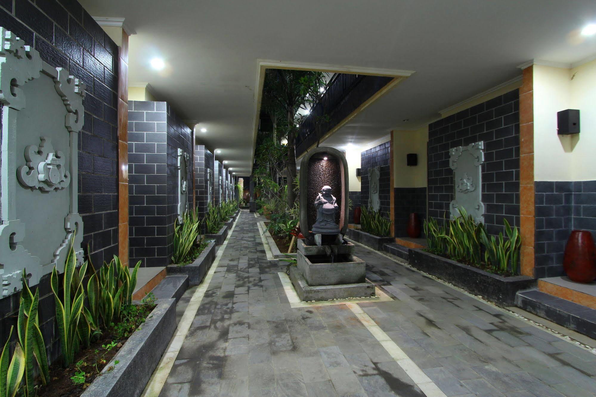 Jimbaran Lestari Hotel & Residence - Spa Екстер'єр фото